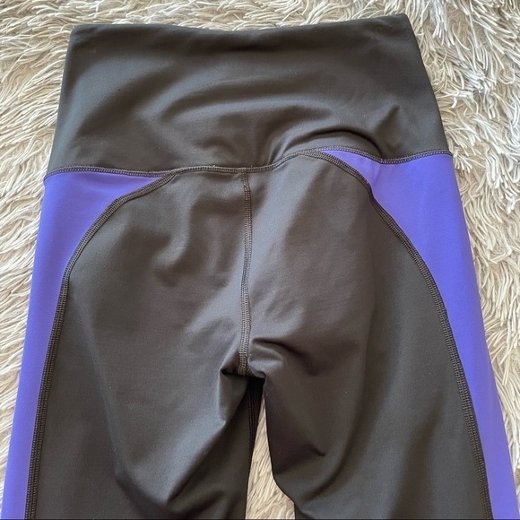 VICTORIA'S SECRET Knockout color block tights Leggings - Picture 8 of 12